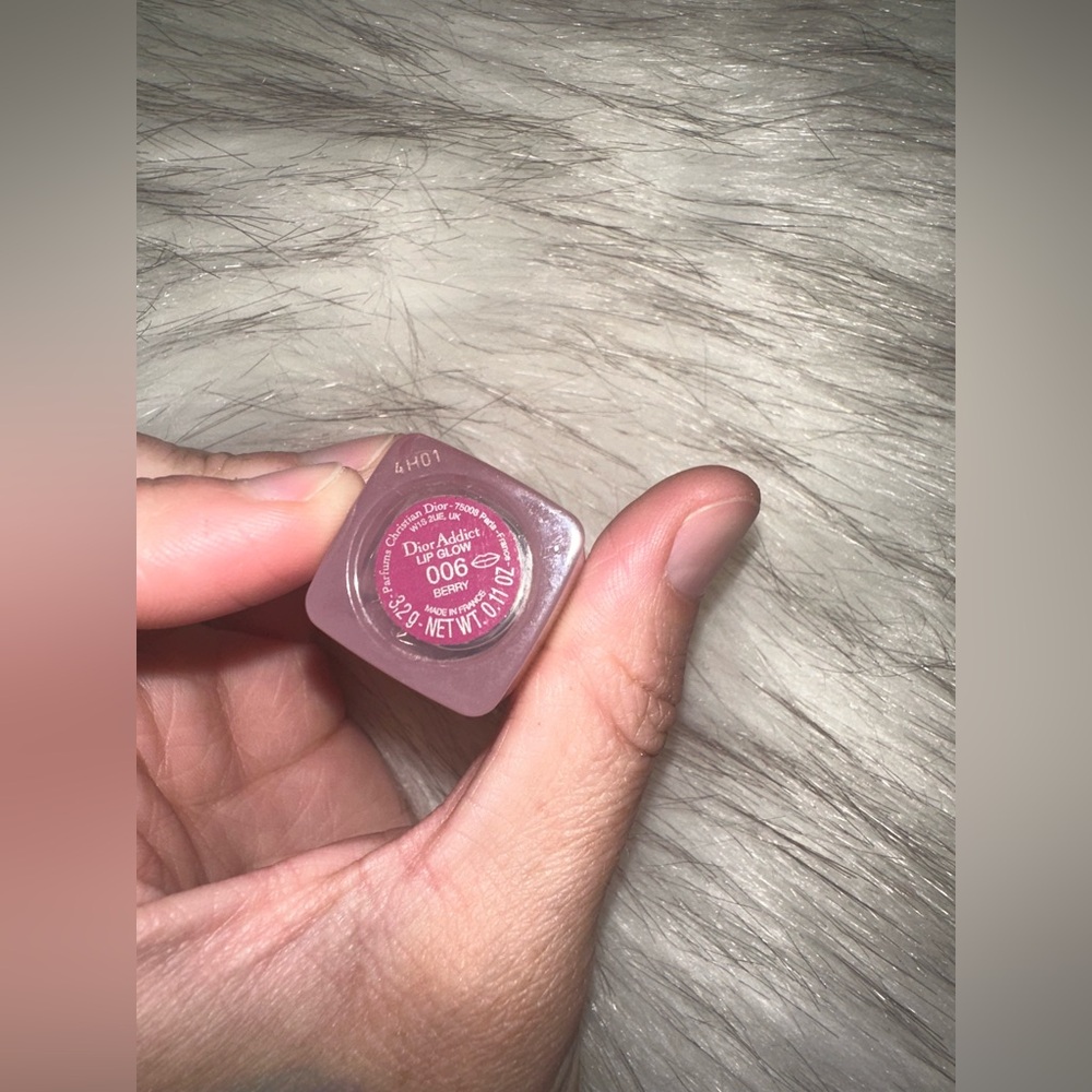 DIOR- Dior Addict Lip Glow Balm In Berry - Picture 6 of 6